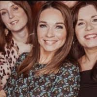 Suzanne Connelly's Instagram, Twitter & Facebook