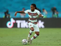Renato sanches (born 18 august 1997) is a portuguese footballer who plays as a centre midfield for french club losc lille, and the portugal national team. Renato Sanches Offered To Barcelona Barca Blaugranes