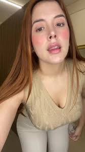 Aidee Gomez's Instagram, Twitter & Facebook