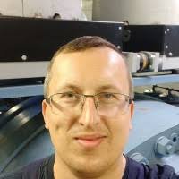 60+ perfiles de «Torczynski»