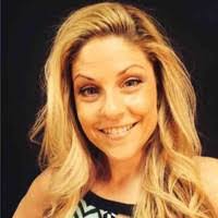 Marci Klein's Instagram, Twitter & Facebook