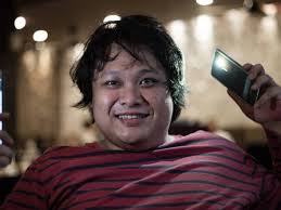 #lurzanmusic by:youtube library free music reference:wikiberita harian onlinemstar online. Ashraf Sinclair Dan 7 Artis Meninggal Muda Karena Jantung