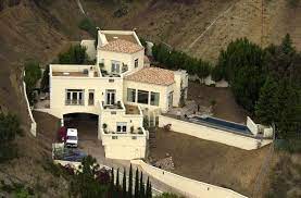 Pin On Cribs The Rich And Famous