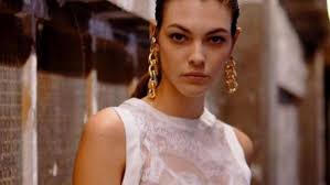 Only high quality pics and photos with vittoria ceretti. H4d2bulmlfxnm