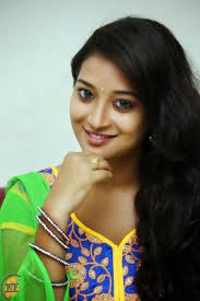 South Indian Girls Wallpapers-17 - Beautiful Indian Girl Photo Hd -  730x1148 Wallpaper - teahub.io