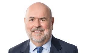 Robert Mainville's Instagram, Twitter & Facebook