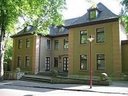 As a parent, the choice of school for your child is one of the most important decisions you will have to make. Heimvolkshochschule Konrad Martin Haus