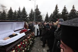 23 грудня в харкові проходять похорони геннадія кернеса, який помер після тривалого лікування від ускладнень ковіду.прямий ефір телеканал наш. Szhuxp8dyxc6xm