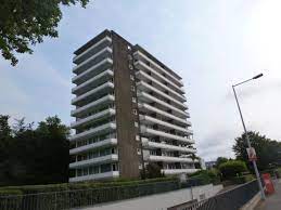 Zu vermieten möblierte schöne 2 zimmer wohnung mit einbauküche und bad, balkon und gartenmitnutzung in refrath/ bergisch gladbach (8 km nach köln, 15 min zum deutz/messe mit der linie 1). 2 Zimmer Wohnung Zu Vermieten In Der Taufe 2 51427 Refrath Bergisch Gladbach Mapio Net