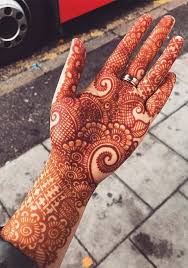 Awesome Mehndi Arts Images You Must Wear In 2019 Absurd Styles Latest Bridal Mehndi Designs Mehndi Designs Beautiful Henna Designs