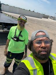 Long distance CB radio communication with Texas and other locations