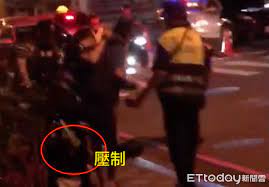 Include (or exclude) self posts. å½± é€£åƒæ¯…é«˜é›„å…¬å¸å¤–çœŸåˆ· ä¸€æ•´æŽ'æ¼¢å ¡ å¤§å¤–å‰²ä¼ºå€™ ä½ å°±ç¹¼çºŒç™½ç›®å˜› Ettodayç¤¾æœƒæ–°èž Ettodayæ–°èžé›²