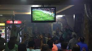 Dieser kalender zeigt die fussballspiele an, die live im deutschen fernsehen, also z.b. Fussball Heute Live Im Tv Und Im Live Stream Alles Zur Ubertragung Der Top Spiele Goal Com