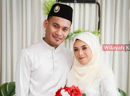 (khai bahar) tak ku sangka sesuatu dari mu indah umpama langit namun akhirnya diri mu membuatkan aku terluka. Sejak Hamil Fatin Husna Jadi Kuat Makan Wilayahku