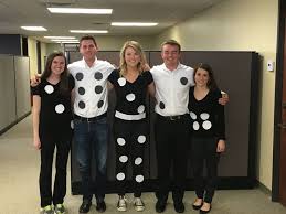 14 Office Costumes Ideas That Will Rule Your Halloween Tipsographic Office Halloween Costumes Teacher Halloween Costumes Halloween Office