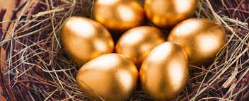 Poule se dit, par extension, des femelles d'autres. Histoire A Raconter La Poule Aux Oeufs D Or