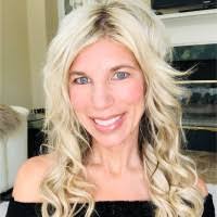 Kristy Shields's Instagram, Twitter & Facebook