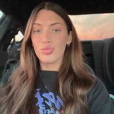 Abbie Barton (@abbiebarton35)