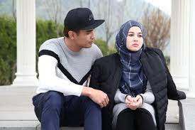 Siapa yang minat drama korea kena dapatkan novel ni. Kimchi Untuk Awak Tidak Seenak Yang Diharapkan Wayang Mstar