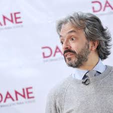 Juan Daniel Oviedo: El accidente que lo dejó hablando gomelo