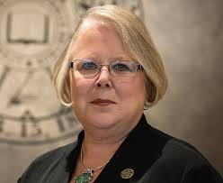 Susan Fritz's Instagram, Twitter & Facebook