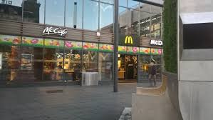 Mcdonald S Essen Hbf Picture Of Mcdonald S Essen Tripadvisor