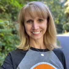 Rachel Mcrae's Instagram, Twitter & Facebook