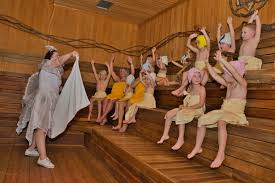 Сауна с детьми. Со скольки ребенку можно в баню