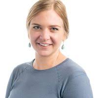 Speak to an ACHS Admissions Advisor