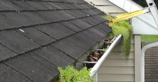 But, it's important to note that even in these areas, houses are typically designed with safeguards — like roofs that are sloped in such a way that any precipitation will drain off by itself. Why Do I Need Gutters Medien Theke