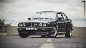 The e30 range was determined primarily by its engine range. Bmw M3 E30 1988 Seltener Evo 2 Mit 200 000 Kilometern Auto Motor Und Sport
