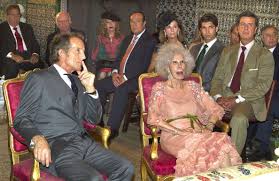 She is best known for being the current head of the house of alba. More Pics Of Maria Del Rosario Cayetana Fitz James Stuart Day Dress 31 Of 56 Maria