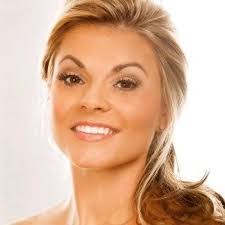 Courtney Culkin's Instagram, Twitter & Facebook