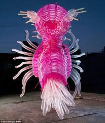Pon de ring recipe : Attack Of The 50ft Party Balloon Artist Creates Giant Sculptures That Look Like Terrifying Creatures From The Ocean Depths Balloon Art Art Balloon Sculptures