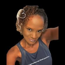 Wells Fargo Abruptly Closes 12-Year-Old Black CEO's Bank Account, Freezes  Her Assets 🎥: @beautifulcurlyme