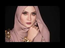 Siti Nordiana Terus Mencintai Lirik Video Youtube