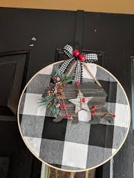 Black And White Plaid Christmas Wreath Black And White Buffalo Check Wreath Black Bear Holiday Decor Burlap Christmas Decorations Buffalo Plaid Christmas Decor Merry Christmas Decoration