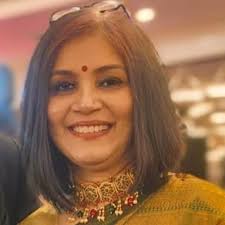 Deepti Goel Ojha (@beebluntt)