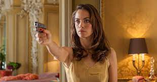 (berenice bejo), who when they first met, was a hopeful dancer and has now found great fame. Berenice Bejo Interview The Extraordinary Journey Of The Fakir Star Discusses Her Best Roles