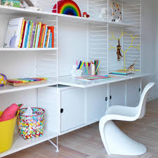 The panton chair classic has been produced since 1990 by vitra in reference to verner panton's classic original panton chair design of 1957. Vitra Panton Junior Chair Ambientedirect