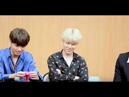 La banda juvenil bts se formó en 2013 y alcanzó fama mundial alrededor del 2016 con algunas de sus. Bts 170922 Haciendo El Juego De La Memoria Sub Espanol Youtube
