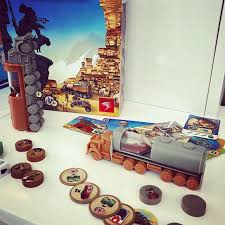 Kero De P Hall Piero Edite Par Hurricanedition 2 30min 9 Rapidite Stop Ou Encore Asmodee Fr Lalunepiero J2s Jeudesociete Board Games Suitcase Luggage