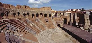 Internet, air conditioning, hot tub, no the apartment is next to duomo and at 200 mt from romans theatre a importat turistic place. The Roman Theater Teatro Romano The Roman Theater The Roman Theater Of Benevento Was Built In The Second Century Under The Emperor Hadrian Near The Cardo Maximus Today It Is Surrounded By The Medieval Rione Triggio The Plan Of The Theater Is