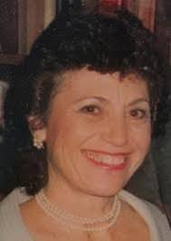 Joanne Stern's Instagram, Twitter & Facebook