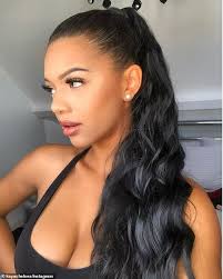 Model, 19, admits she feels 'guilty' after bonding with a rough sleeper