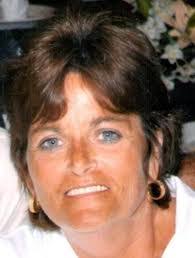 Derek Petty's Instagram, Twitter & Facebook