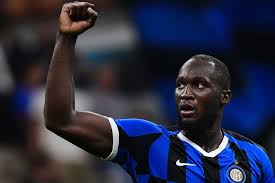 Lukaku song from last nightromelu lukakuhe's our belgian scoring geniushe's got a 24inch penisscoring all the goalsbellend by his toes. Inter S Curva Nord To Lukaku Cagliari Fans Weren T Racist To You