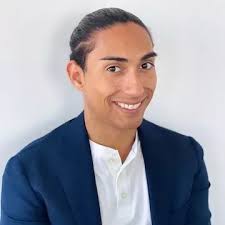 Past Featured Alumni