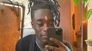 Grimpant très rapidement les échelons, da uzi est passé de rookie à rappeur presque inaccessible. Prominente Die Extreme Korpermodifikationen Erfahren Haben News24viral