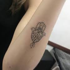 35 Unbelievable Hamsa Tattoo Ideas Cuded Hamsa Hand Tattoo Small Hamsa Tattoo Hamsa Tattoo Design